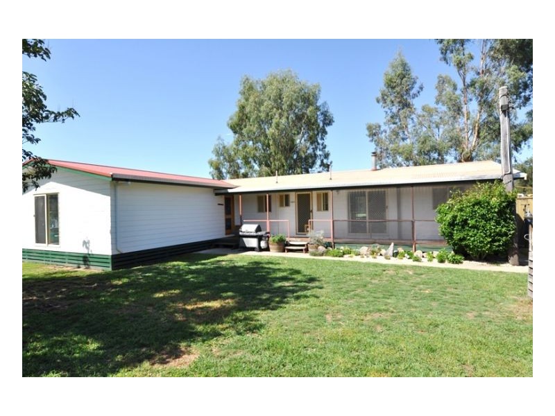 810 Moonbi Gap Road, Moore Creek NSW 2340