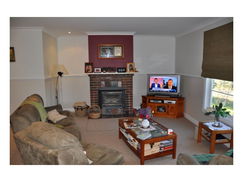 808 Oakey Creek Road, Piallaway NSW 2342