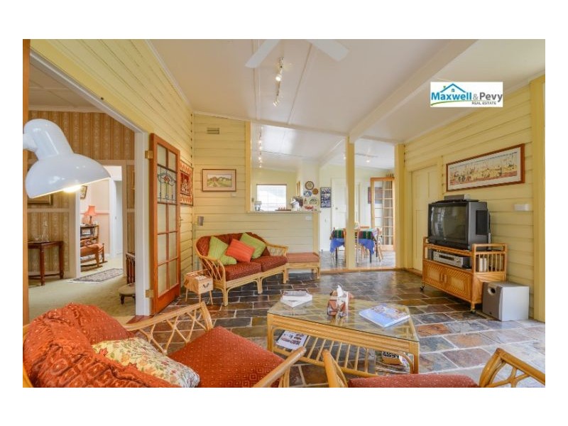 163 Upper Street, Tamworth NSW 2340