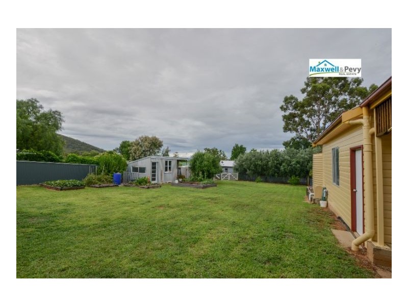 163 Upper Street, Tamworth NSW 2340
