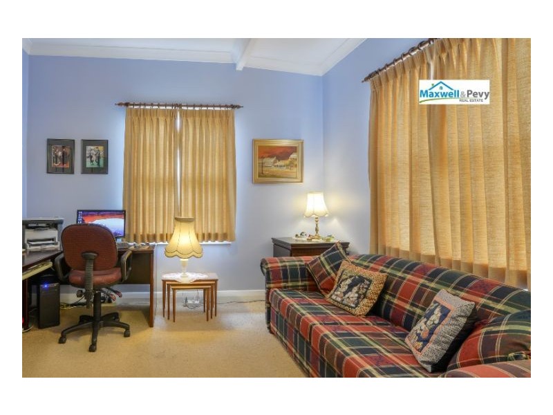 163 Upper Street, Tamworth NSW 2340