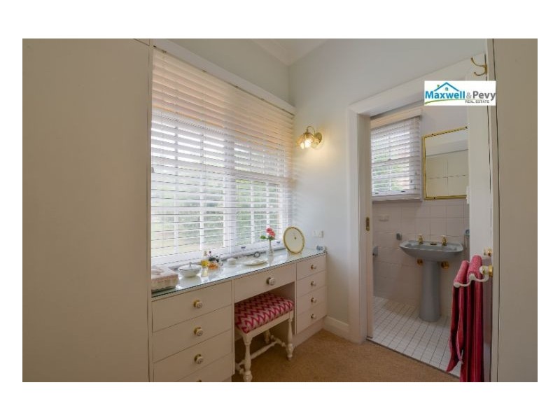 163 Upper Street, Tamworth NSW 2340