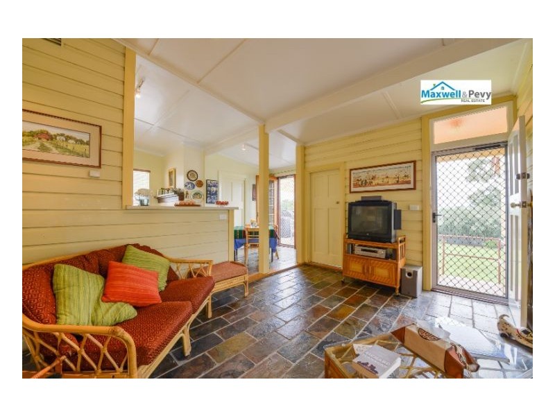 163 Upper Street, Tamworth NSW 2340