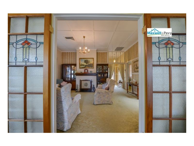 163 Upper Street, Tamworth NSW 2340