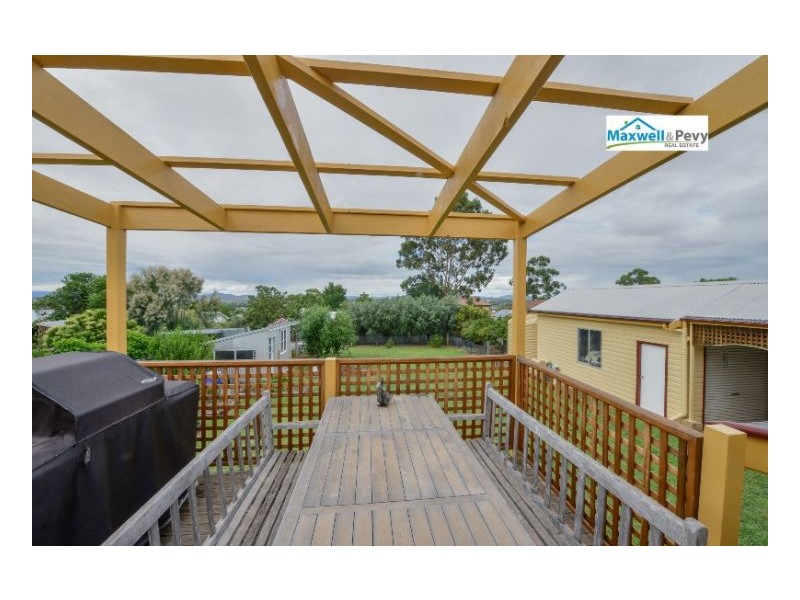 163 Upper Street, Tamworth NSW 2340