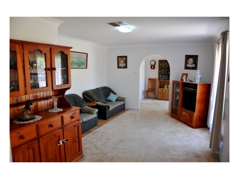 17 Kingswood Drive, Kingswood NSW 2340