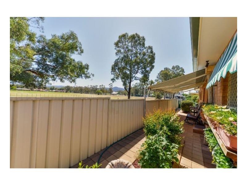 3/4 Gunn Place, Tamworth NSW 2340