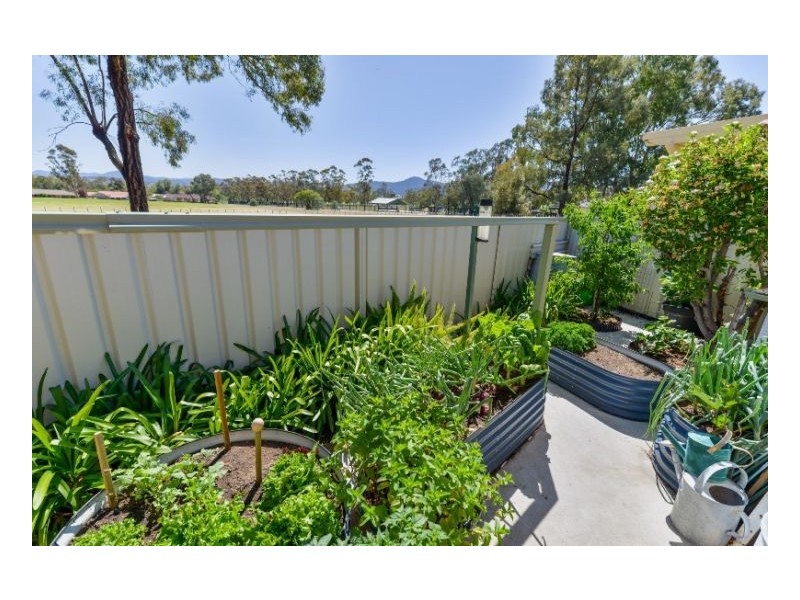 3/4 Gunn Place, Tamworth NSW 2340