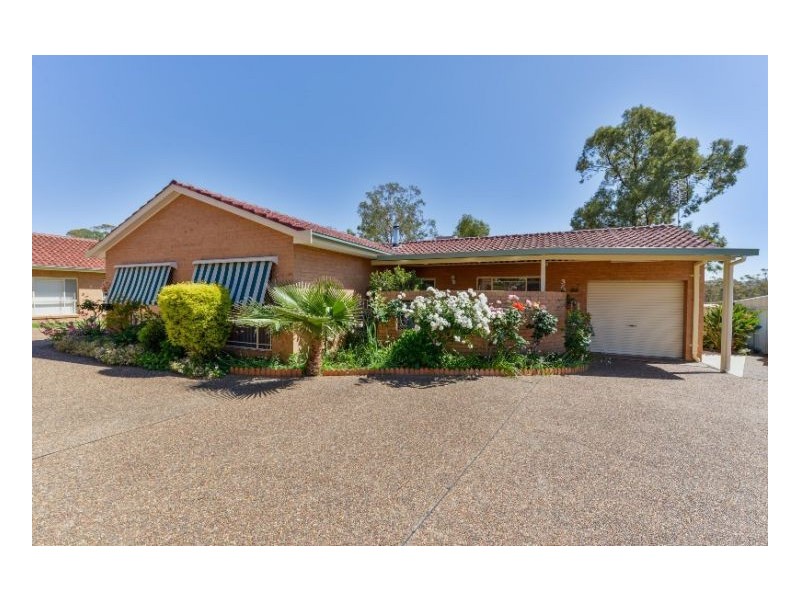 3/4 Gunn Place, Tamworth NSW 2340
