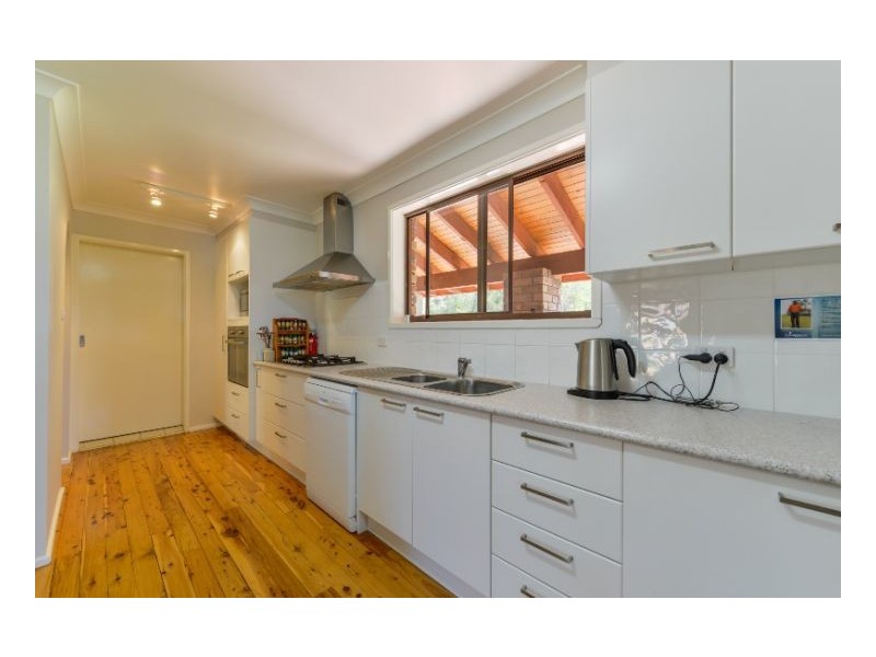 10 Myrene Avenue, Tamworth NSW 2340