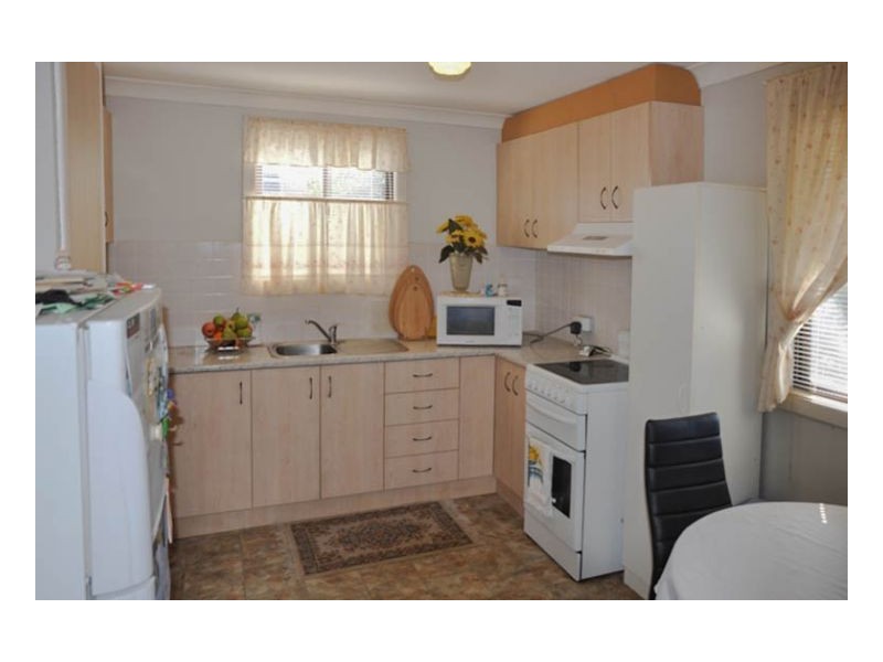 15 Rokeby Street, Somerton NSW 2340