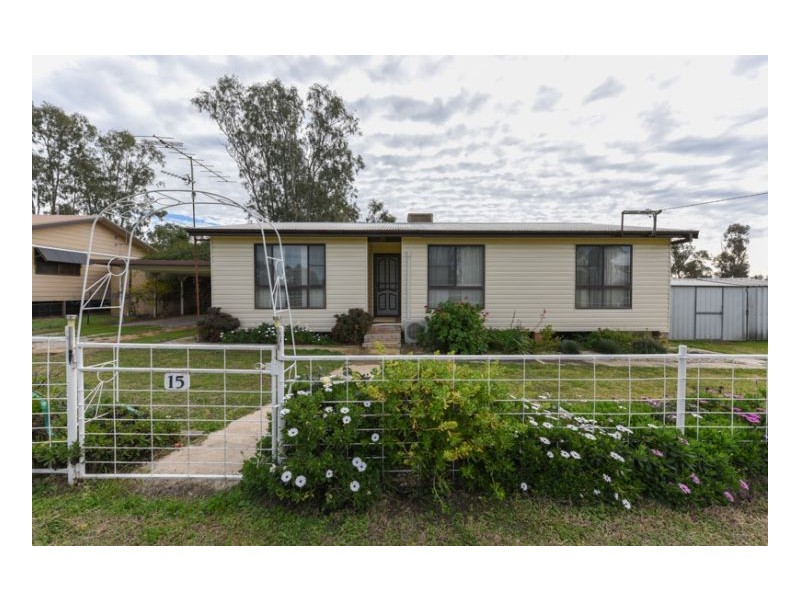 15 Rokeby Street, Somerton NSW 2340