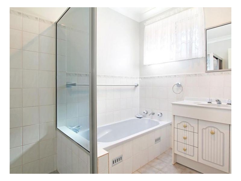 7 Banjos Circuit, Tamworth NSW 2340