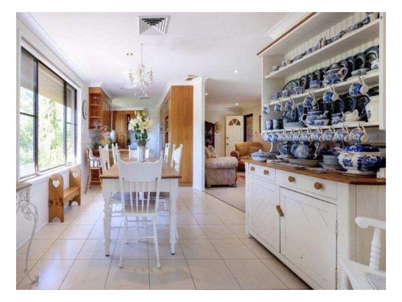 2A Myrene Avenue, Tamworth NSW 2340