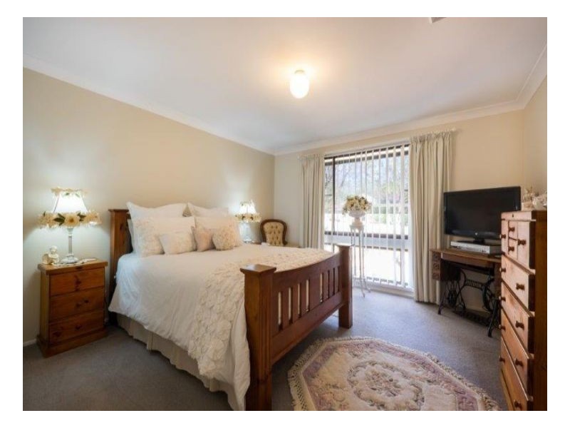 2A Myrene Avenue, Tamworth NSW 2340