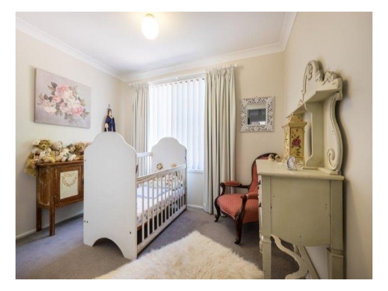 2A Myrene Avenue, Tamworth NSW 2340