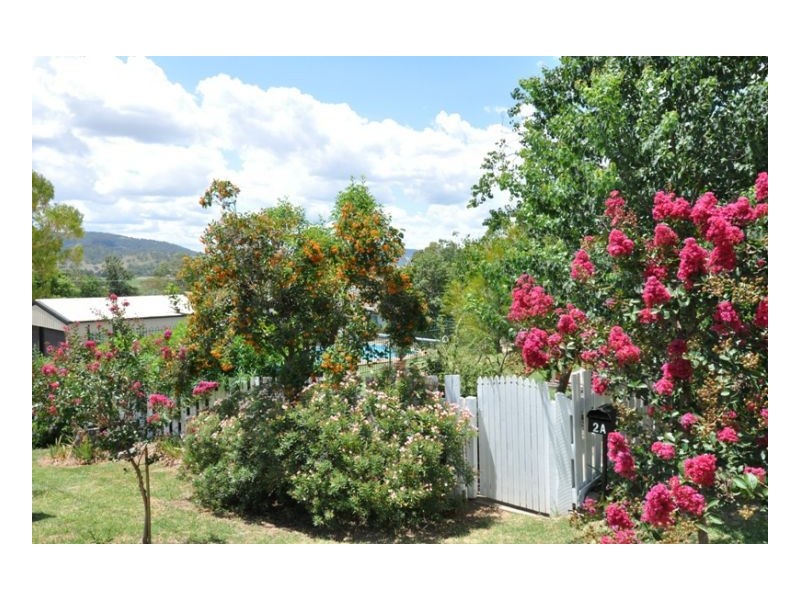 2A Myrene Avenue, Tamworth NSW 2340
