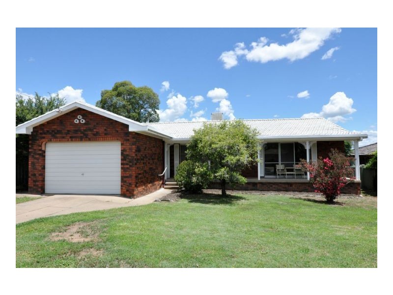 137 Hillvue Road, Tamworth NSW 2340
