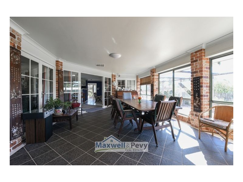 51 Catherine Way, Tamworth NSW 2340