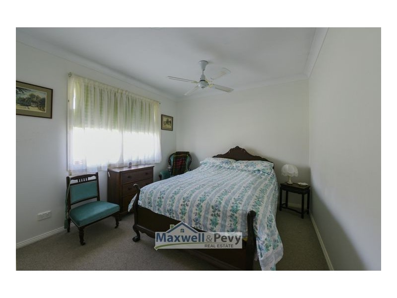 51 Catherine Way, Tamworth NSW 2340