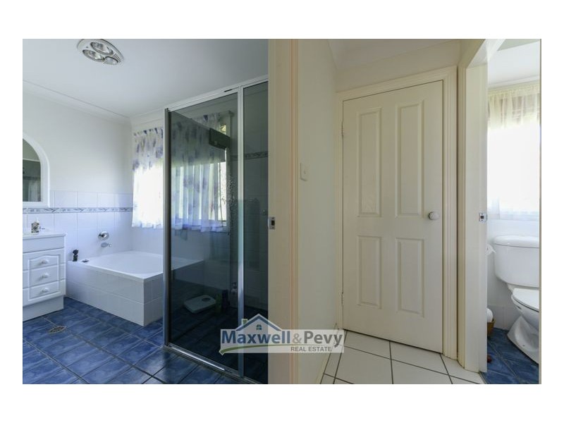 51 Catherine Way, Tamworth NSW 2340