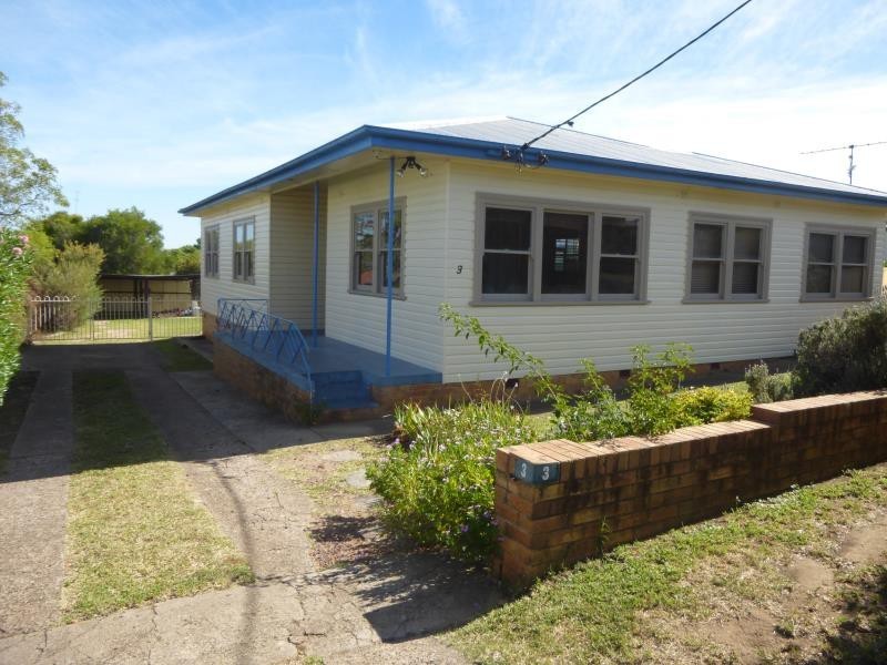 3 Dilley Street, Tamworth NSW 2340