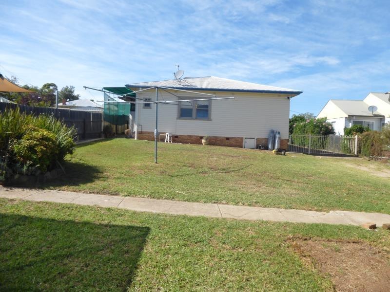 3 Dilley Street, Tamworth NSW 2340