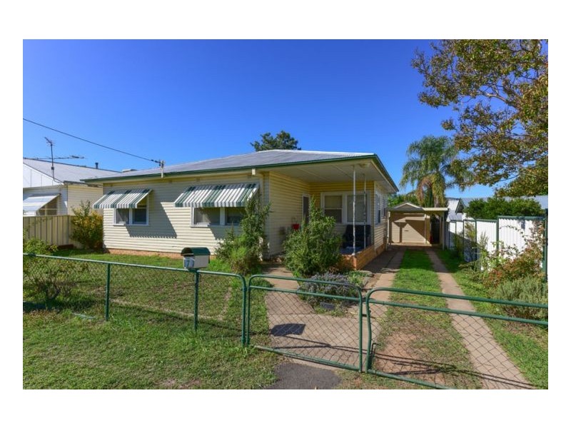 7 Florida Street, Tamworth NSW 2340