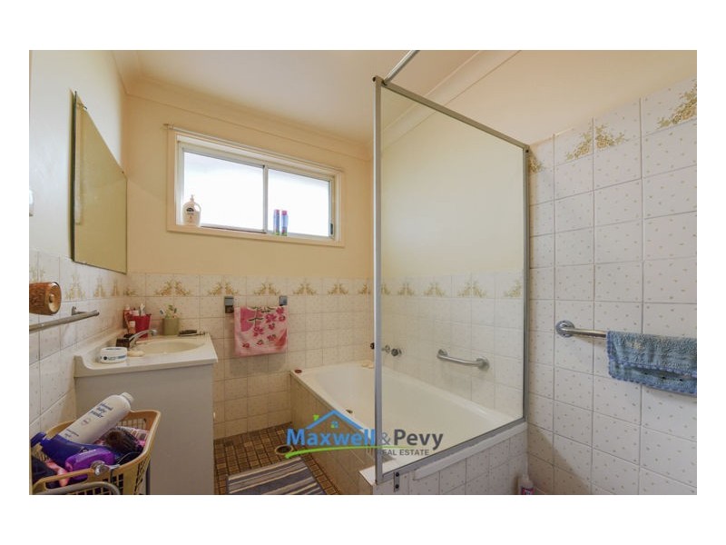 83 Denison Street, Tamworth NSW 2340