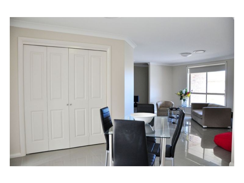 19A & 19B Illoura Street, Tamworth NSW 2340