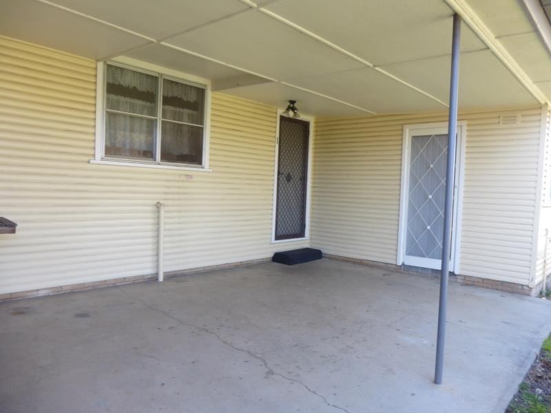 1/2 Robina Street, Tamworth NSW 2340
