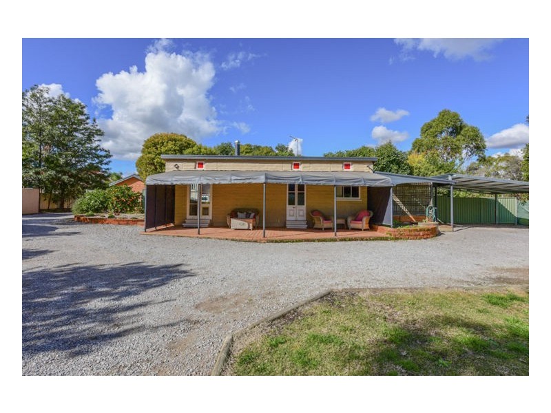 12 Coorigil Street, Tamworth NSW 2340