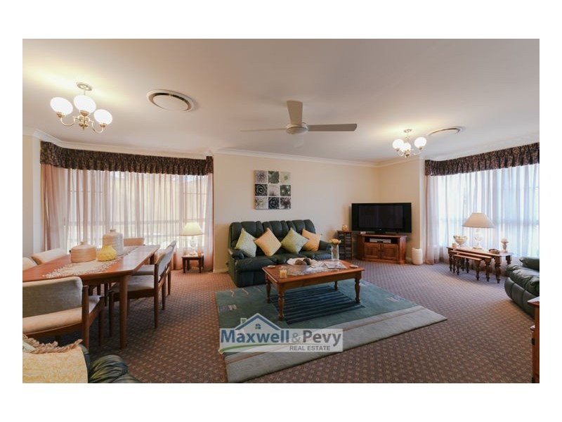 11 Mulwala Close, Tamworth NSW 2340