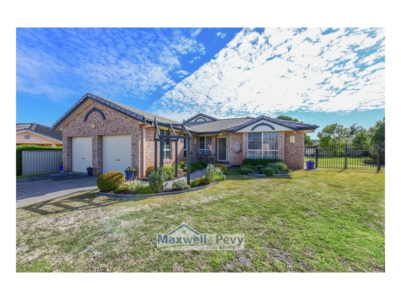 11 Mulwala Close, Tamworth NSW 2340