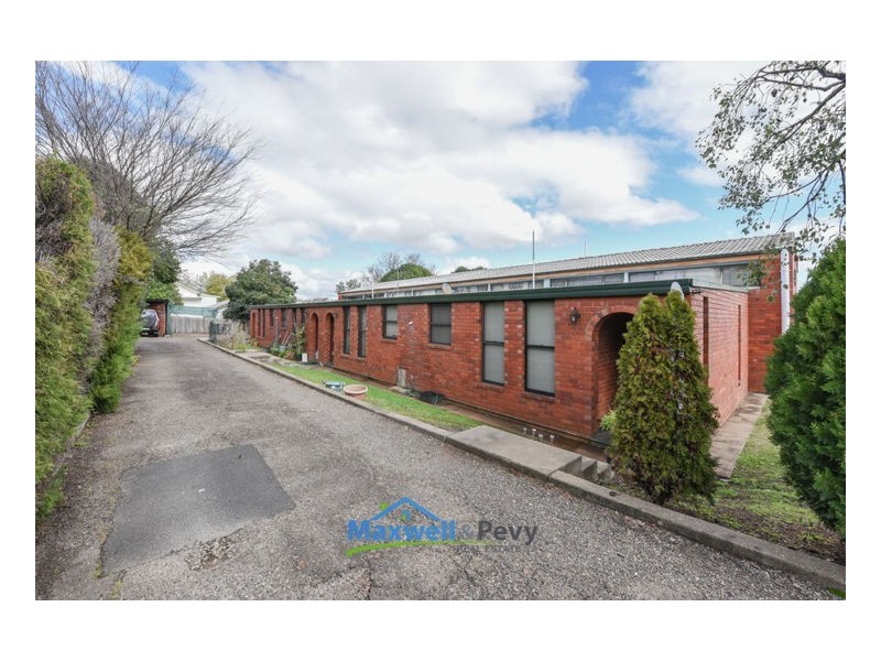 103 Piper Street, Tamworth NSW 2340