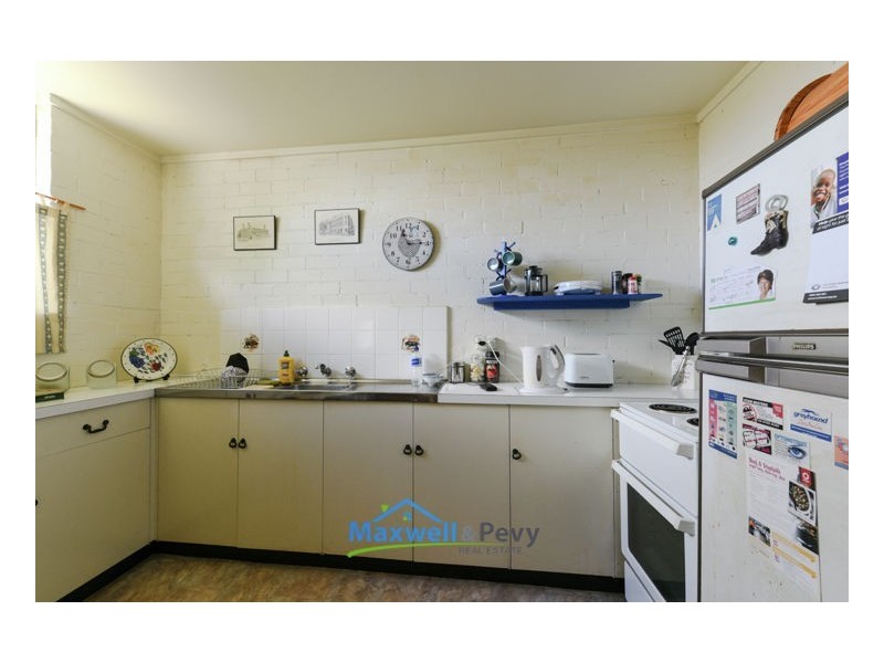 103 Piper Street, Tamworth NSW 2340