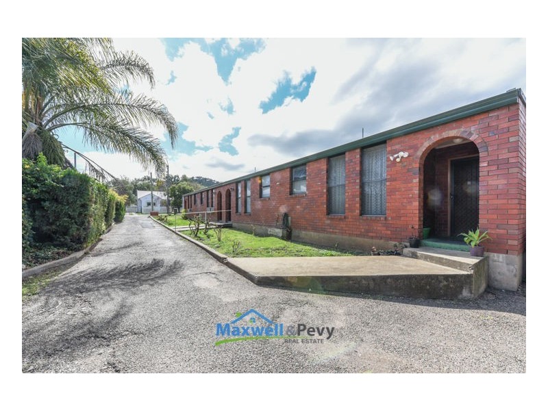 103 Piper Street, Tamworth NSW 2340