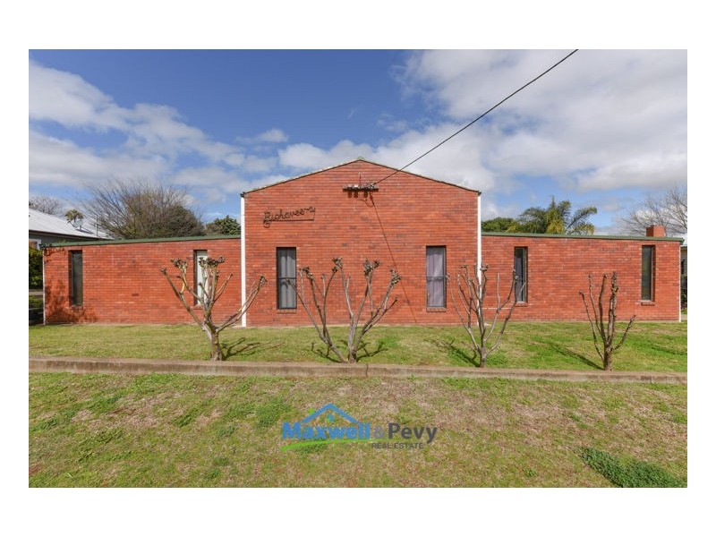 103 Piper Street, Tamworth NSW 2340