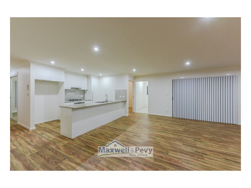 Units 1&2/28 Magpie Drive, Tamworth NSW 2340