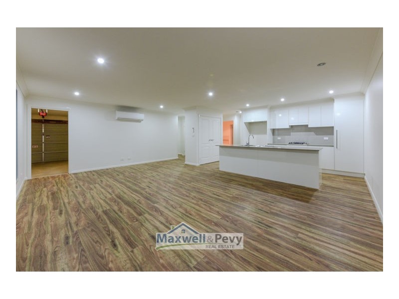 Units 1&2/28 Magpie Drive, Tamworth NSW 2340