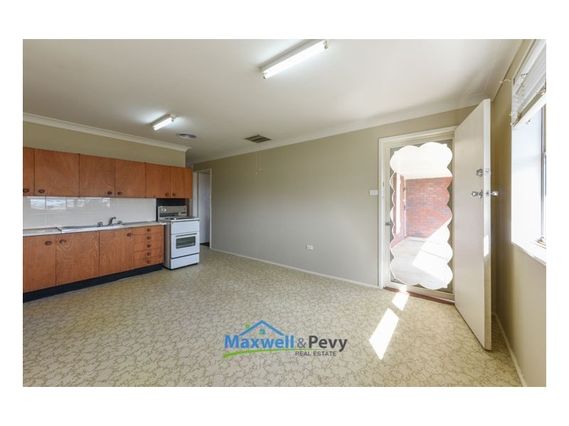 30 Minnamurra Crescent, Tamworth NSW 2340