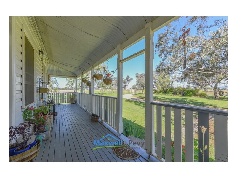 680 Old Winton Road, Tamworth NSW 2340