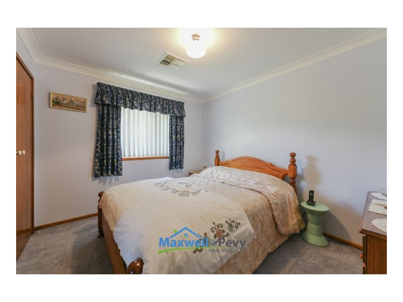 7 Ebony Close, Tamworth NSW 2340