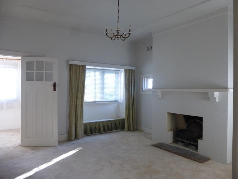 42 Dowell Ave, Tamworth NSW 2340