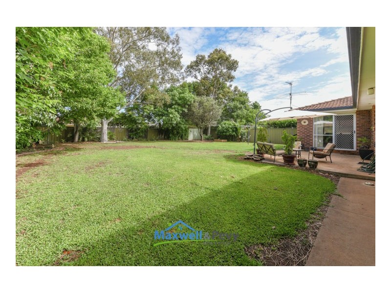 20 Myrl Street, Tamworth NSW 2340