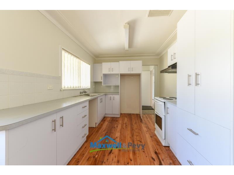 46 Edward Street, Tamworth NSW 2340