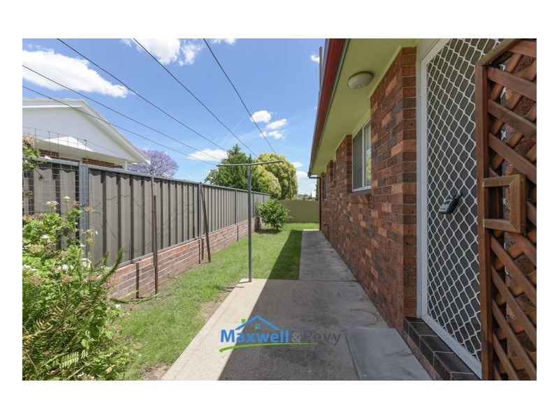 4/85 Denison Street, Tamworth NSW 2340