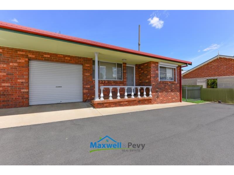 4/85 Denison Street, Tamworth NSW 2340