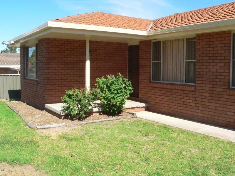 4/8-10 Barton Lane, Tamworth NSW 2340