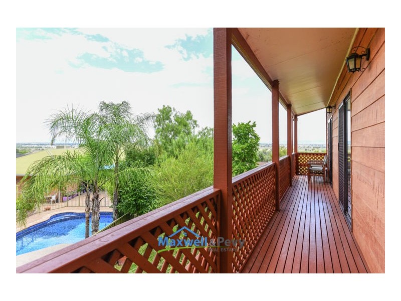 24 Ford Street, Oxley Vale NSW 2340